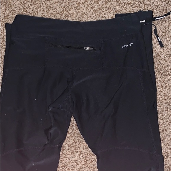 Nike DRI-FIT leggings - Picture 4 of 5